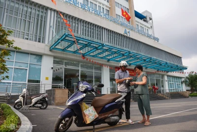 Một ngày dưỡng lão 'bán trú' giá 350.000 đồng tại bệnh viện